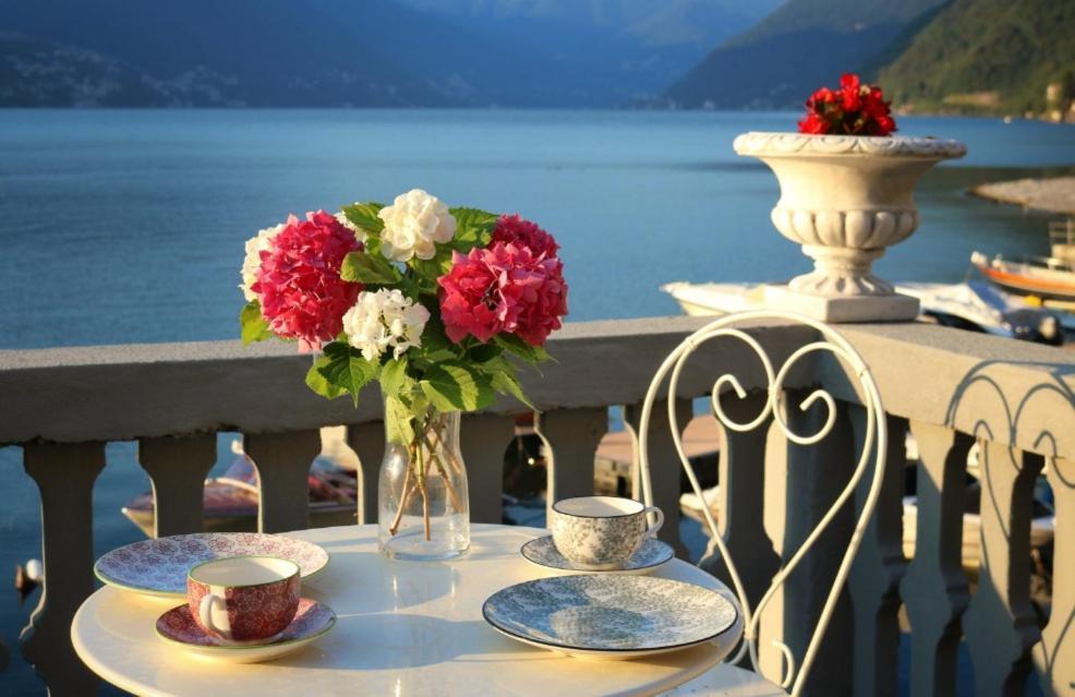 Ortensie & Oleandri Al Lago - By Myhomeincomo آرجينيو المظهر الخارجي الصورة